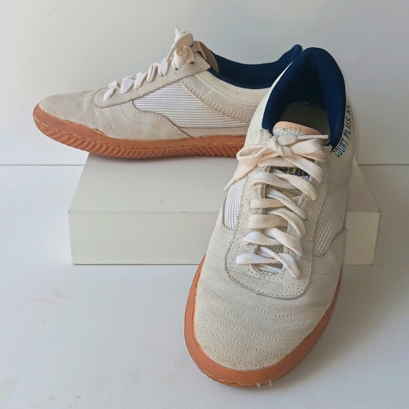 SUGI VIntage Korean Court Plus XL Shoes Size 7.5.made In Korea - Picture 1 of 5